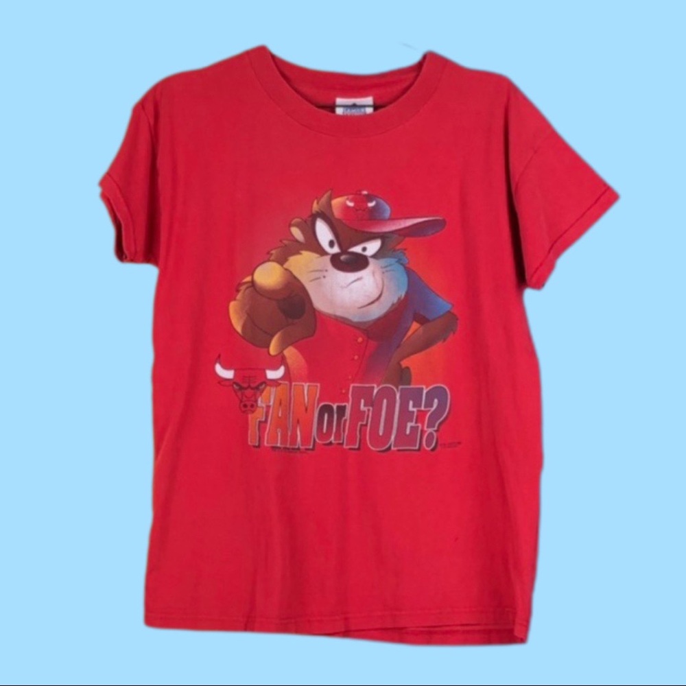 Taz bulls tee kids large women’s small mens XS